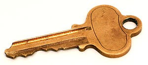 300px-Standard-lock-key.jpg