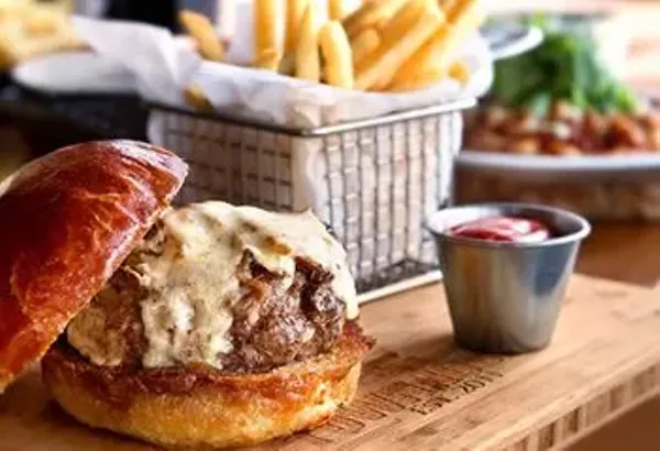 Detroit Burger Brawl takes over the Eastern Market - Detroit Metro Times (blog)