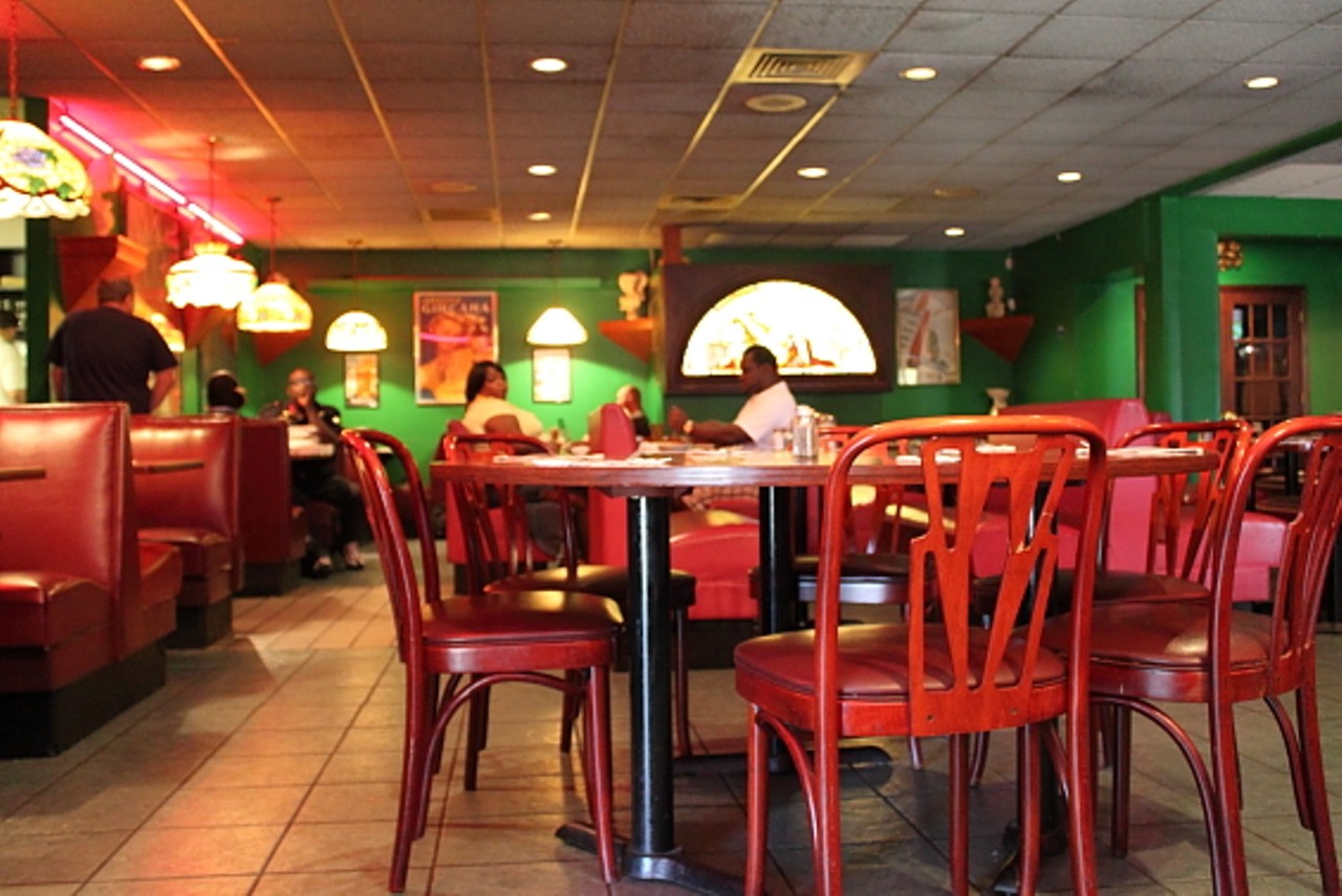 St. Louis Italian Restaurant & Pizza Co. | St. Louis - Forest Park | Pizza, Restaurants ...