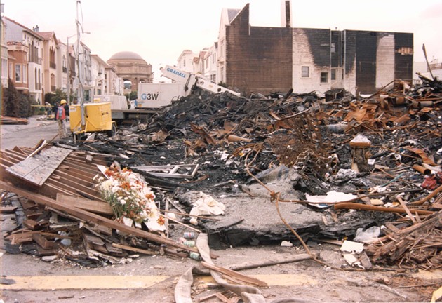 The damage in the Marina after Loma Prieta in 1989. - WIKIMEDIA COMMONS