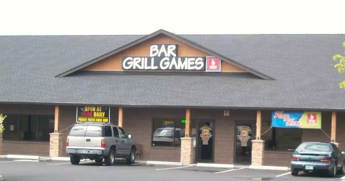 Clock Tower Pub Redmond Bar / Pub / Lounge, American Restaurants