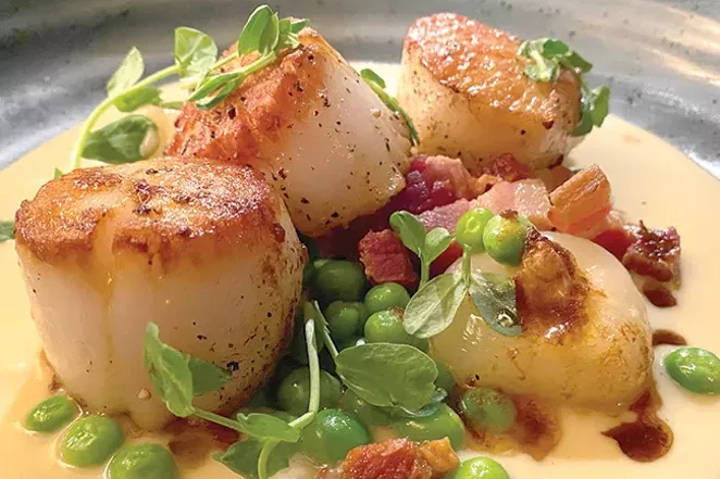 Scallops and their veloute with peas, bacon and cipollini onion. - LADY BIRD
