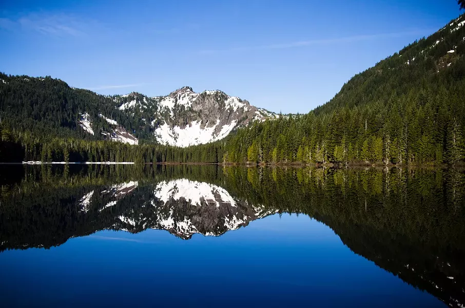 The Elk Lake trailhead will have a quota of 24 day-use permits under the Draft Decision announced today. - SFRANCISBALL, FLICKR