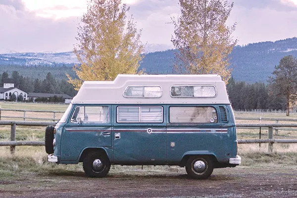 These two aspen trees are holding on to their last colorful leaves as the snow makes its way to Central Oregon. Thank you to @daniel_maggiora for tagging us in this photo of this cute travel van and the visual of the changing seasons. Use this as a reminder to soak up the last bits of fall. Don’t forget to share your photos with us and tag @sourceweekly for a chance to be featured as Instagram of the week and in print as our Lightmeter. Winners receive a free print from @highdesertframeworks. - DANIEL MAGGIORA