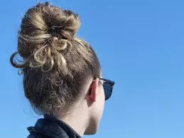 One way to use a claw clip. - FLICKR.COM
