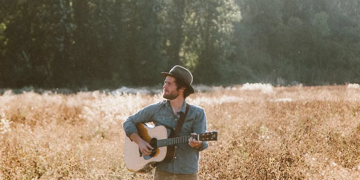 Ky Burt | Silver Moon Brewing | Live Music | The Source Weekly - Vimarsana News