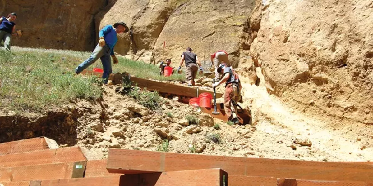 Smith Rock Spring Thing - Vimarsana News