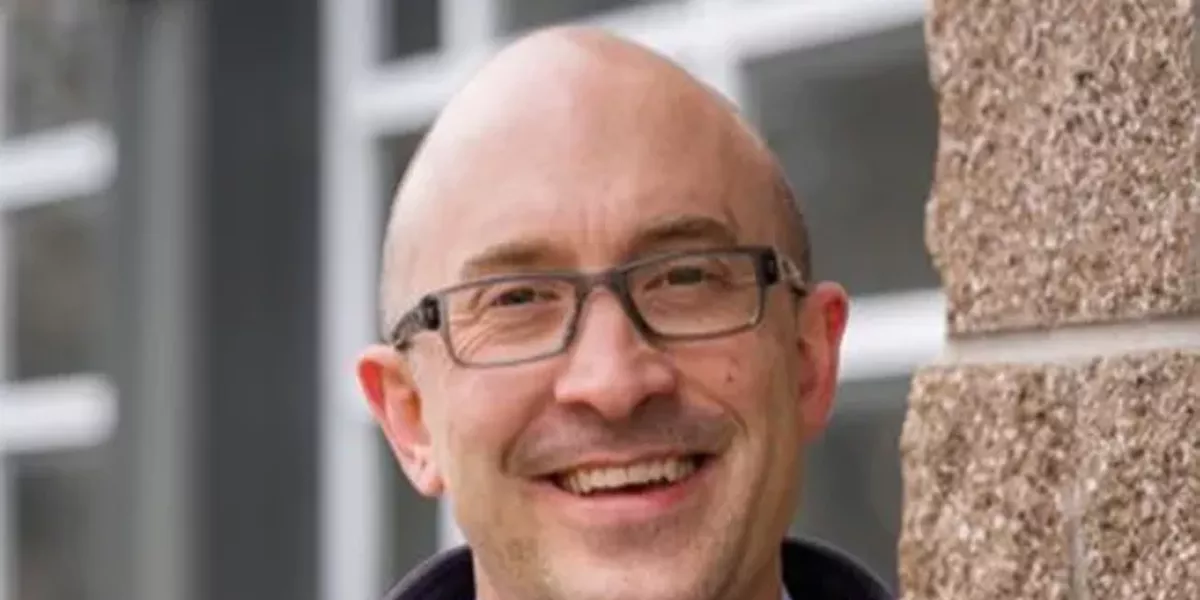 Oliver Tatom for Deschutes County Commissioner Pos. 1 - Vimarsana News