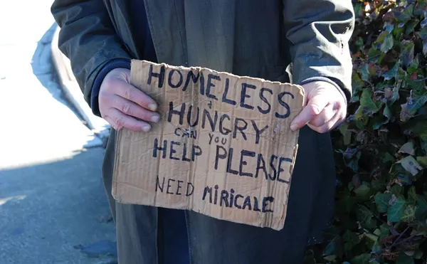Judge Says Fort Lauderdale's Anti-Panhandling Law Treads on First Amendment