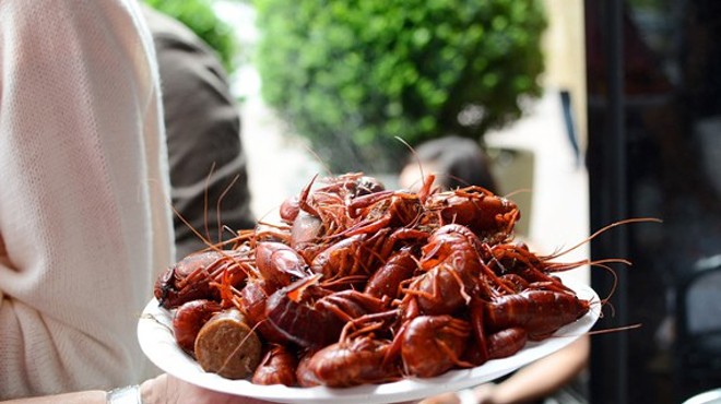 A New Orleans Crawfish Boil At e2 emeril's eatery