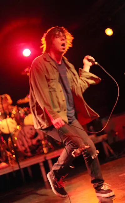 live-review-photos-setlist-cage-the-elephant-vibes
