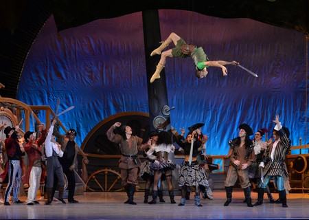 Charlotte Ballets Peter Pan. Photo by Peter Zay.