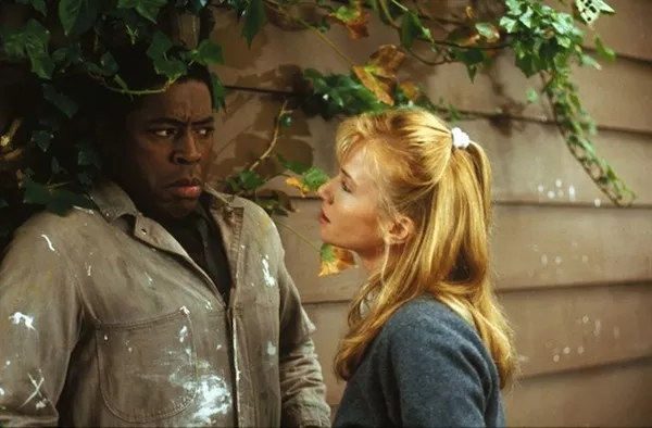 Ernie Hudson and Rebecca De Mornay in The Hand That Rocks the Cradle (Photo: Disney)