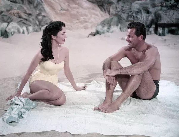 Jennifer Jones and William Holden in Love Is a Many-Splendored Thing (Photo: Twilight Time)