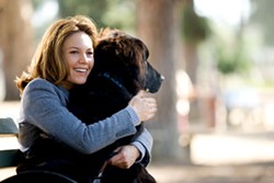 CLAUDETTE BARIUS / WARNER - MAN'S BEST FRIENDS Diane Lane and her canine companion in Must Love Dogs.