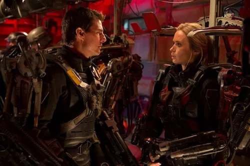 Tom Cruise and Emily Blunt in Edge of Tomorrow (Photo: Warner Bros.)