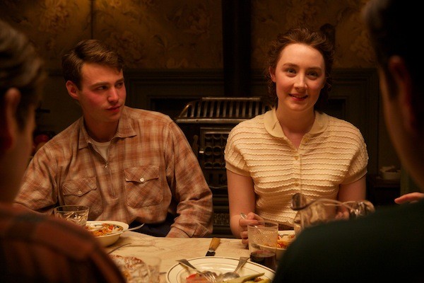 Emory Cohen and Saoirse Ronan in Brooklyn (Photo: Fox Searchlight)