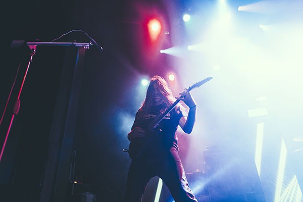 Paul Waggoner of Between the Buried and Me (Photo by Ray Duker)