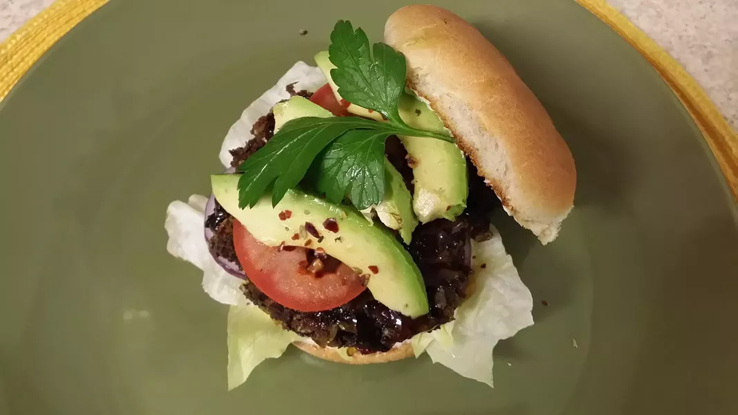 A delicious Sun Burger.