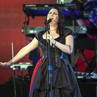 Evanescence, Lindsey Stirling bring new energy to PNC Music Pavilion