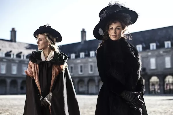 Chloe Sevigny and Kate Beckinsale in Love & Friendship, the closing film at this years RiverRun Film Festival