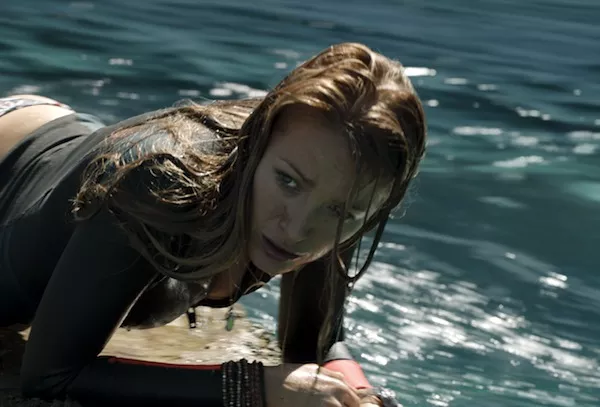 Blake Lively in The Shallows (Photo: Columbia)