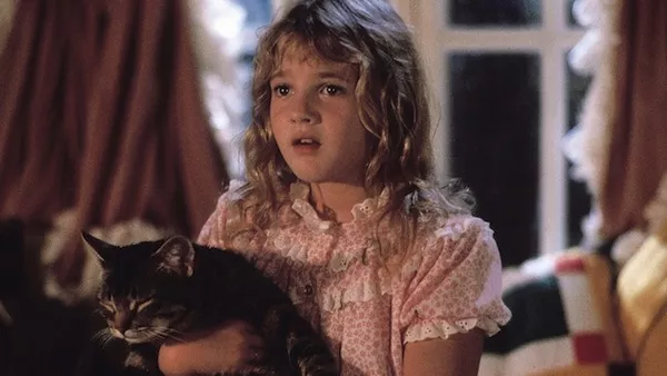 Drew Barrymore in Cat’s Eye (Photo: Warner)