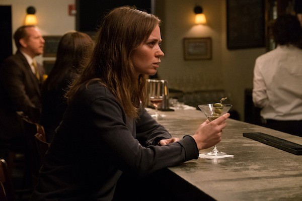 Emily Blunt in The Girl on the Train (Photo: Universal)