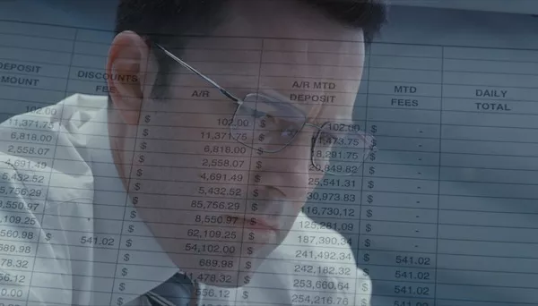 Ben Affleck in The Accountant (Photo: Warner)