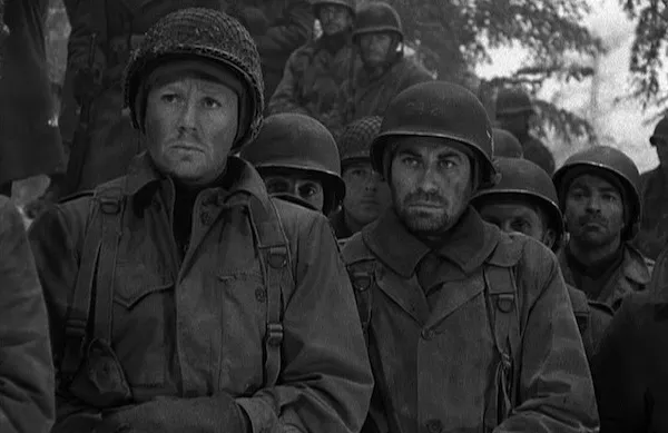 Van Johnson and John Hodiak in Battleground (Photo: Warner)