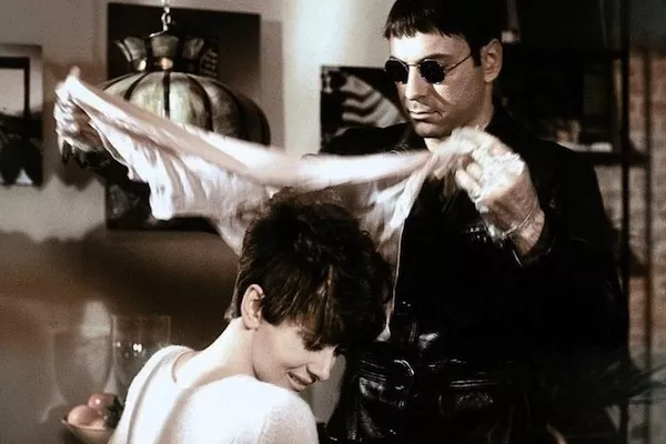 Audrey Hepburn and Alan Arkin in Wait Until Dark (Photo: Warner)