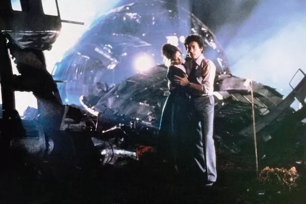 Jenny Agutter and Robert Powell in The Survivor (Photo: Severin)