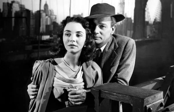 Jennifer Jones and Joseph Cotten in Portrait of Jennie (Photo: Kino)