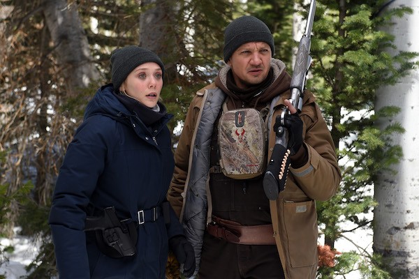 Elizabeth Olsen and Jeremy Renner in Wind River (Photo: Lionsgate)