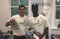 Panther's Donte Jackson & Naot Hand Out 150 Shoes to Local Domestic Abuse Organization