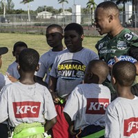 Charlotte 49ers Players Lead Youth Football Clinic Prior to Bahamas Bowl