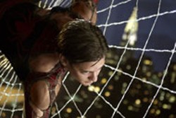 MELISSA MOSELEY / COLUMBIA - WEBMASTER Peter Parker (Tobey Maguire) faces his - concerns in Spider-Man 2