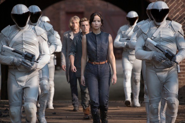 Woody Harrelson (back), Josh Hutcherson and Jennifer Lawrence in The Hunger Games: Catching Fire. (Photo: Lionsgate)