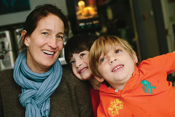 Cricket Lengyel, Griffin Stewart, and - Wolf Kibel DeCola at Rhinebeck Bagels. - THOMAS SMITH