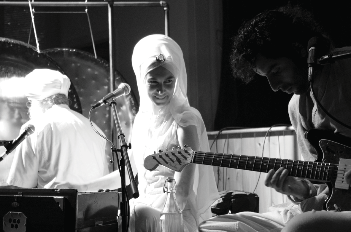Harijiwan, Simrit Kaur, and Anthony Molina performing at Harijiwan’s Gathering Intent workshop at Omega Institute in Rhinebeck on July 7. Photo: D. B. Leonard.