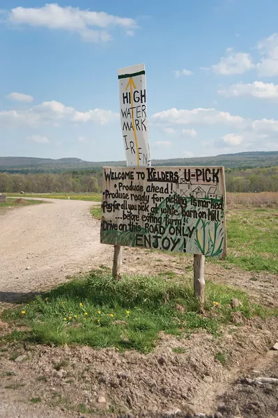 Kelder’s Farm high water sign. - ROY GUMPEL