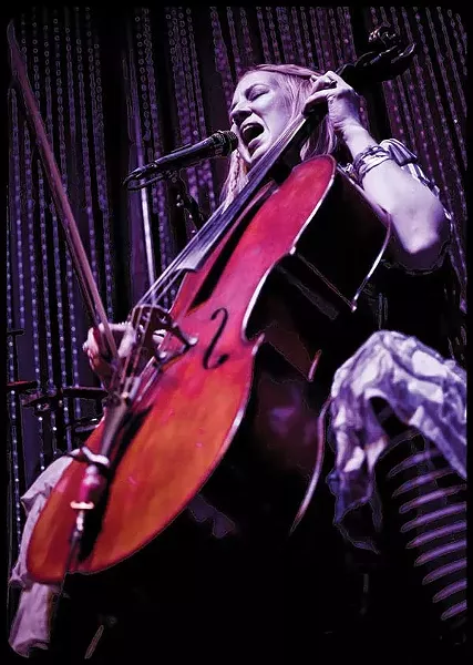 Melora Creager - DANTE TORRIERI