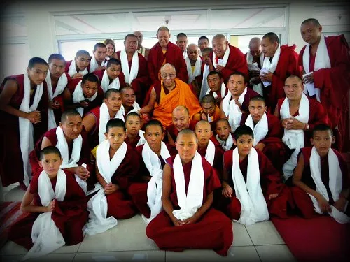 HHDL_Monks-e1403638829183.jpg