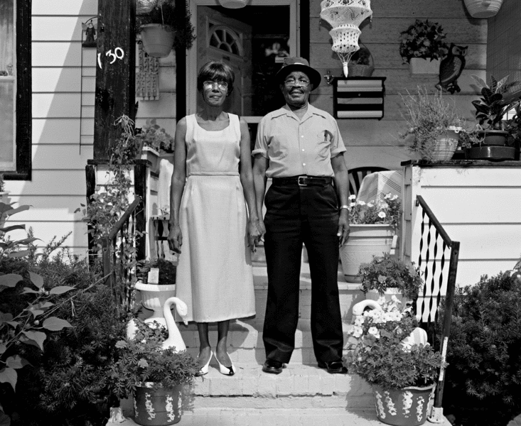 deana-lawson---neighbors.gif