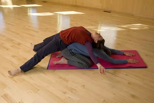 Thai Partner Yoga Thai Partner Yoga