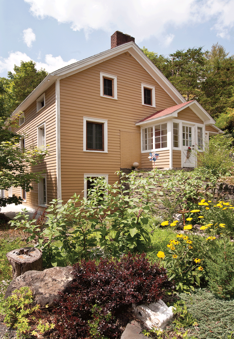 The exterior of the former Wales Tea Room, now Roland’s home. - DEBORAH DEGRAFFENREID