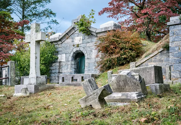 Cemetery staff is working around the clock to bury and cremate victims of COVID-19. - UNSPLASH