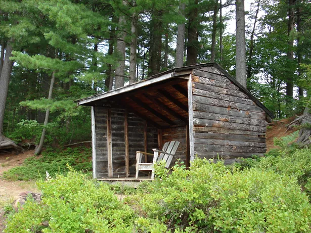 A LEAN-TO IN THE ADIRONDACKS. CC 2.0