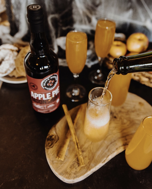 BLACK BUTTON DISTILLING