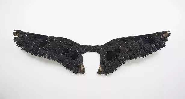 Paul Villinski, Nightfall, 2015 - Found gloves, rivets, steel; 122" x 36" x 12"